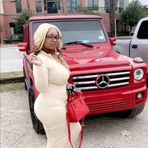 Meet your Posher, Bria